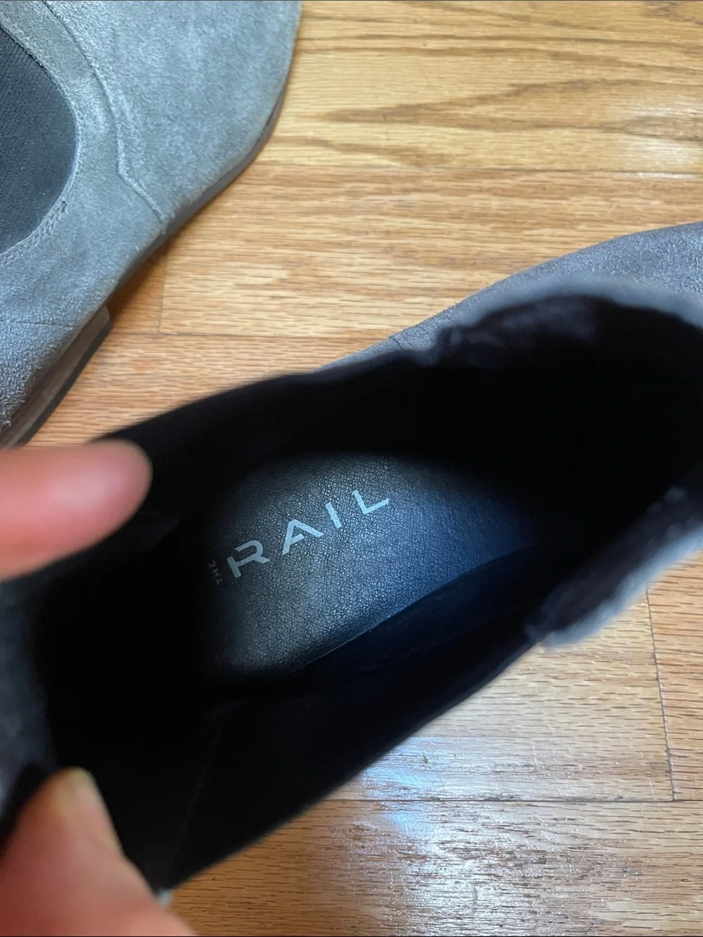 The Rail Men’s Suede Chukka Boots — 43 (EU)